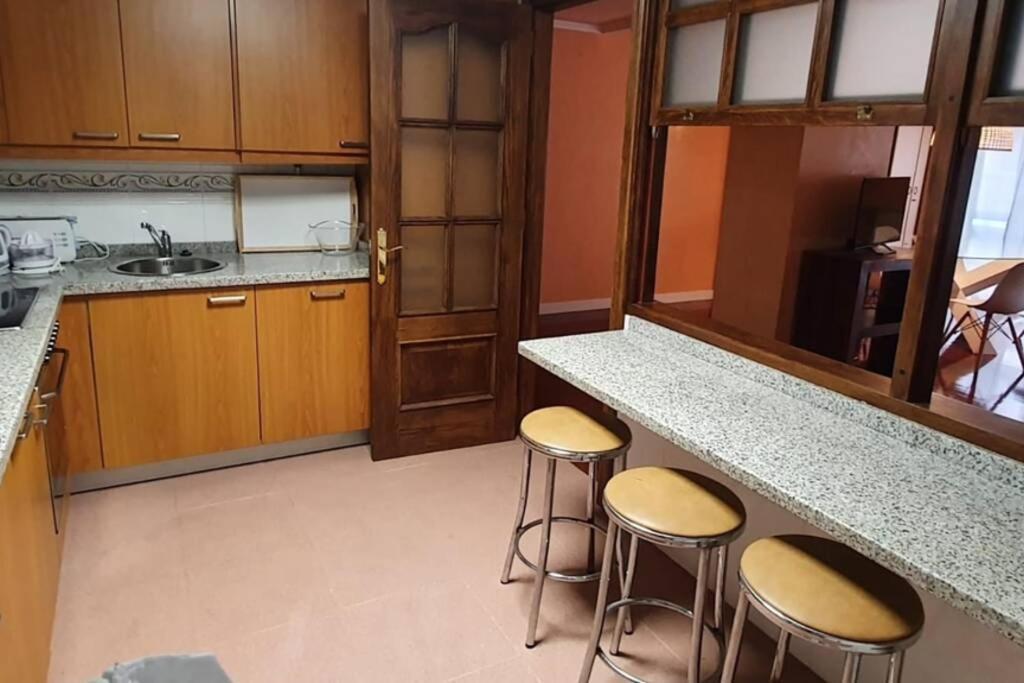 Centrico Apto Cangas De Onis, Cerca Puente Romano Apartment Luaran gambar
