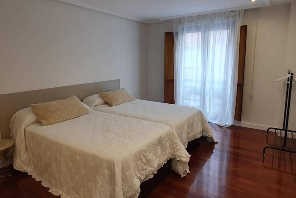Centrico Apto Cangas De Onis, Cerca Puente Romano Apartment Luaran gambar